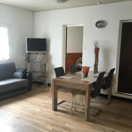 Du Canal Apartment Boismont (Somme)
